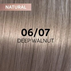 Wella Professionals Shinefinity Zero Lift Glaze - 010/6 Violet 60ml -Pro Beauty Care Shop 816288 swatch 1