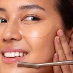 Tweezerman Dermaplaner Facial Razor 10 Tweezerman Dermaplaner Facial Razor -Pro Beauty Care Shop 818644 4